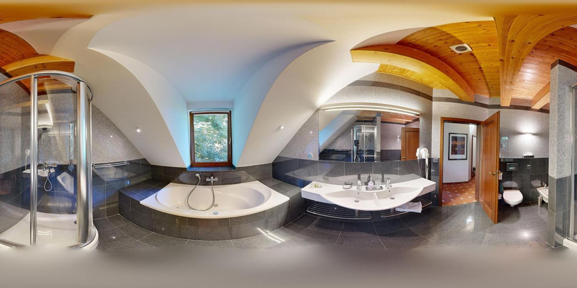 Hotel Hradna Brana Братислава Екстериор снимка