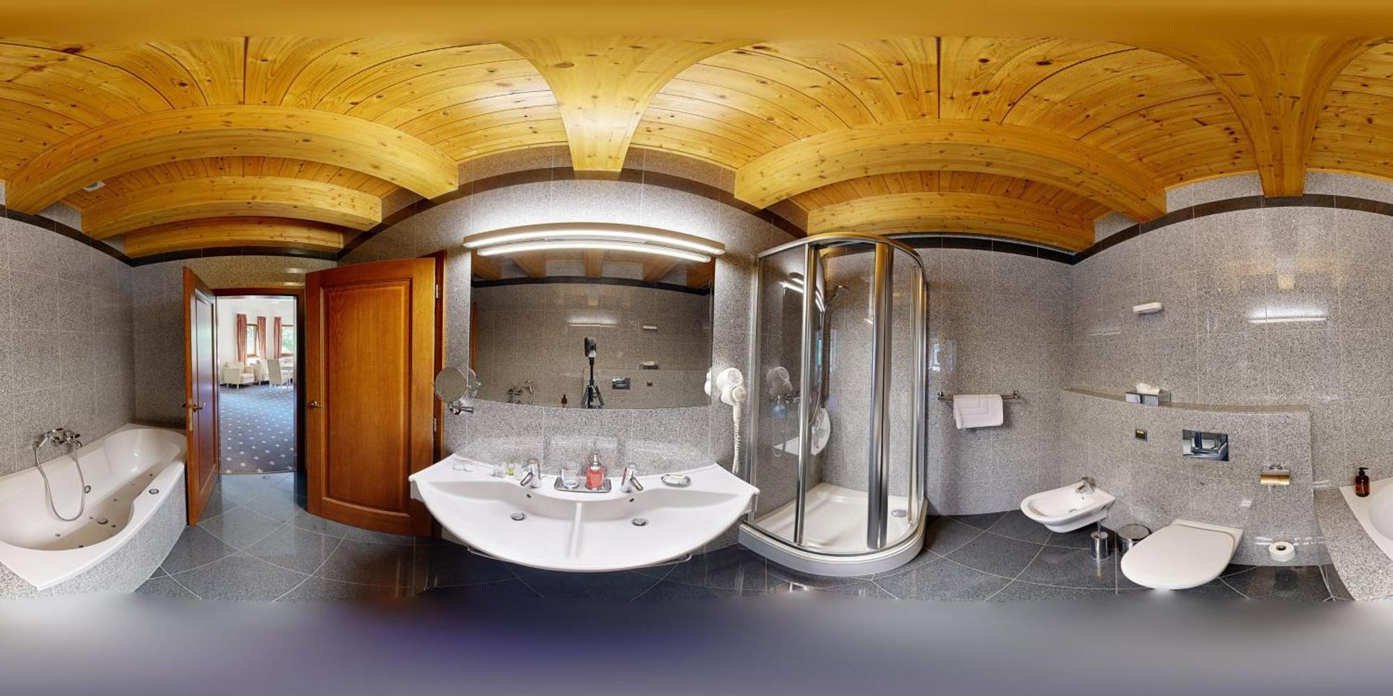 Hotel Hradna Brana Братислава Екстериор снимка