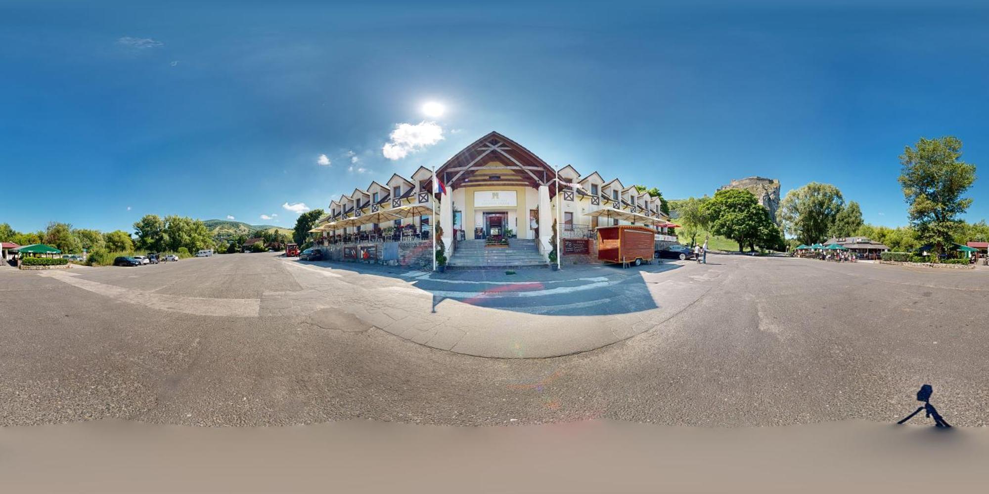 Hotel Hradna Brana Братислава Екстериор снимка